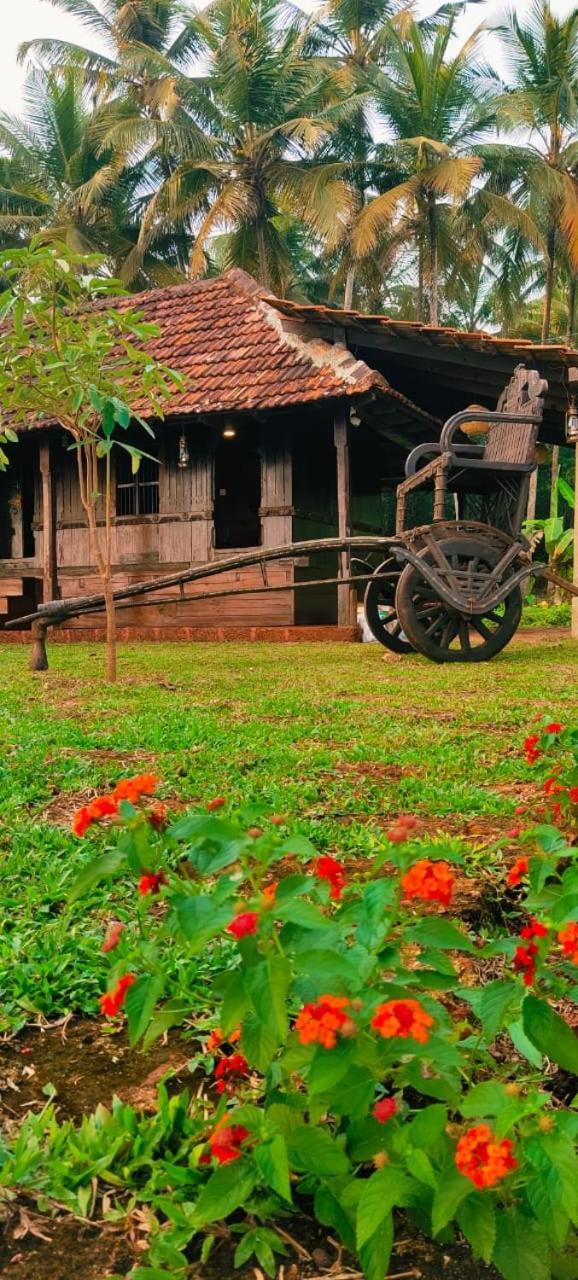 Whispering Waters Villa Kozhikode Bagian luar foto